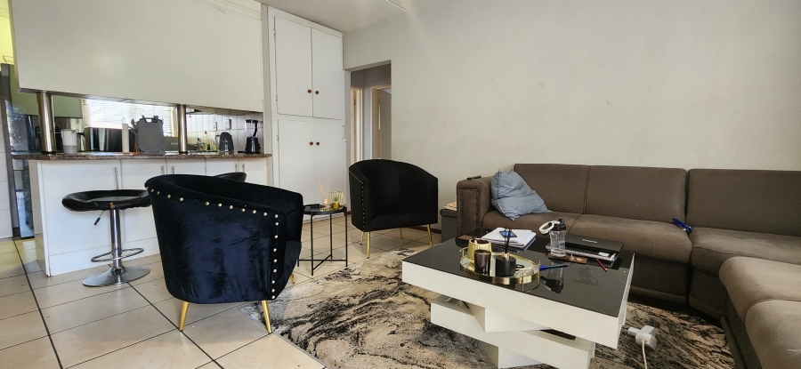 2 Bedroom Property for Sale in Kannoniers Park North West